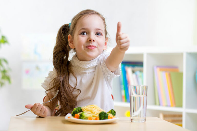 8 ways to get kids to eat healthier food