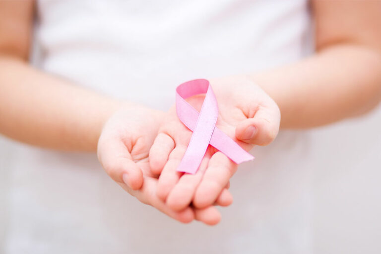 3 helpful tips to manage breast cancer