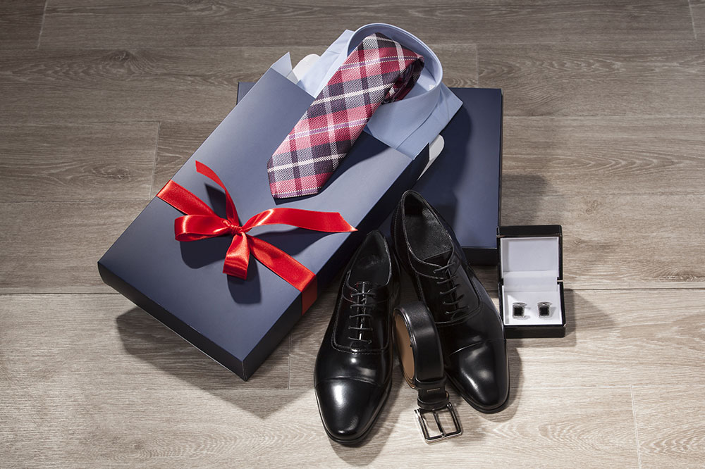 9 useful gift ideas for him