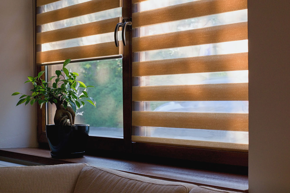 7 mistakes people make when cleaning window blinds